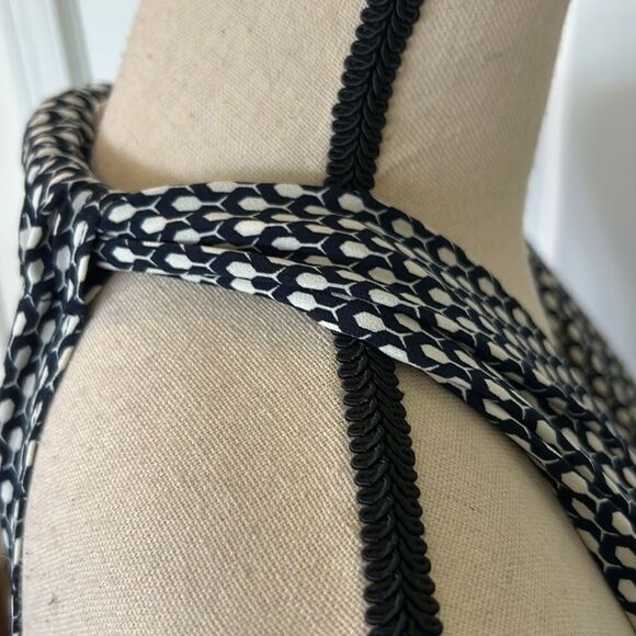 MAX STUDIO SLEEVELESS DRESS - Picture 9 of 11